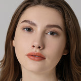 modelwearingpro blue colored contacts