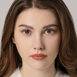 modelwearingsymphony 3con gray colored contacts