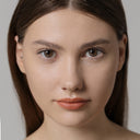 modelwearingsandy gray colored contacts